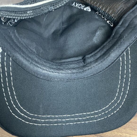 ROXY Hat Cap Trucker Foam Snapback Mesh Palm Tree Black White Beach Surf Sun - Picture 8 of 11